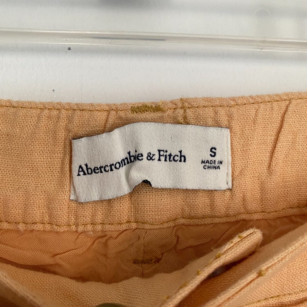 Abercrombie & Fitch Linen Blend Tailored Pleated Front Orange Shorts - Picture 4 of 8